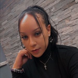 Meet your Posher, Shaniece